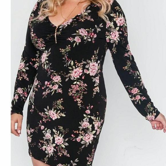 PLUS Black Floral V Neck Bodycon Mini Dress - Picture 2 of 3